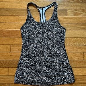 Nike Dri-fit Racerback tank top Size Sm